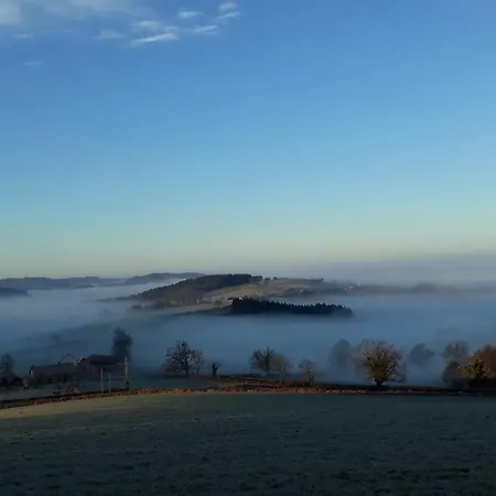 Chateau D'arfeuilles Et Tables D'hotes