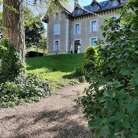 Château D'arfeuilles Et Tables D'hôtes Couette-café *