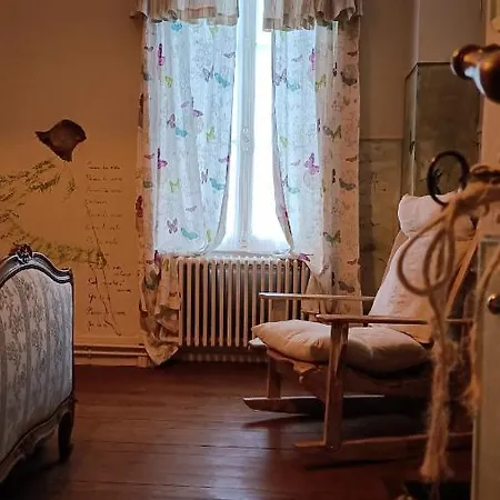 Bed & Breakfast Chateau D'arfeuilles Et Tables D'hotes *