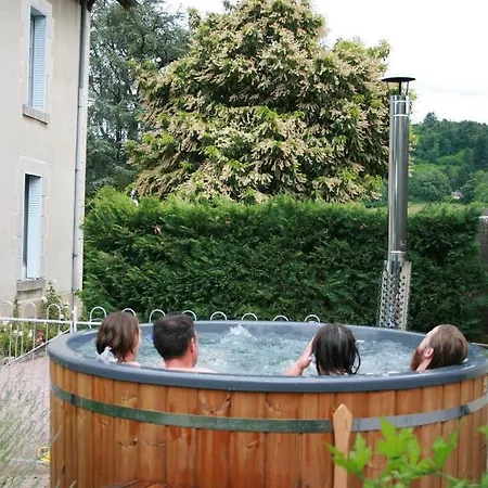 Chateau D'arfeuilles Et Tables D'hotes * Arfeuilles