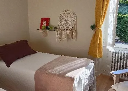 Chateau D'arfeuilles Et Tables D'hotes Bed & Breakfast *