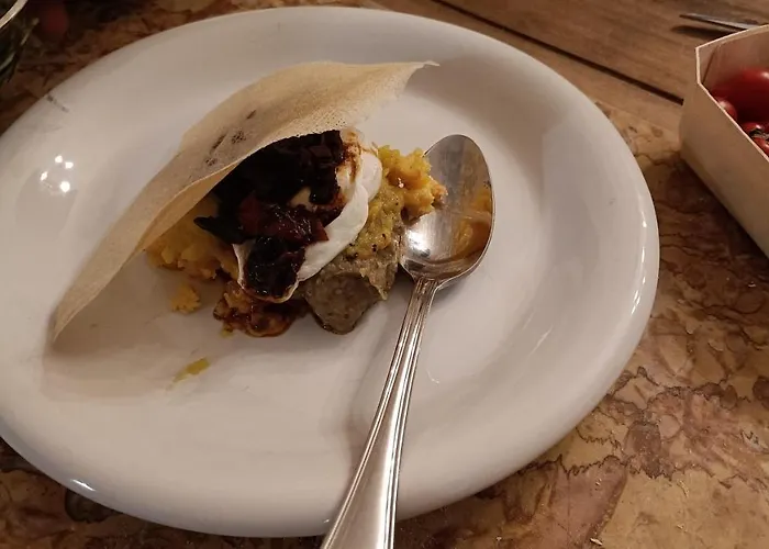 Bed & Breakfast Chateau D'arfeuilles Et Tables D'hotes