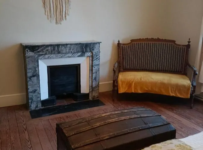 Chateau D'arfeuilles Et Tables D'hotes *